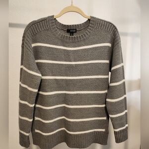 a.n.a Women's Gray and White Striped Crewneck Sweater